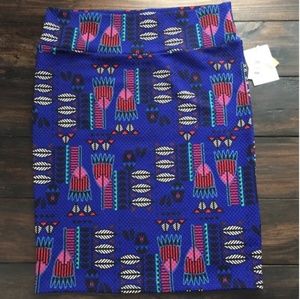 ♥️ Lularoe Feather Aztec Cassie